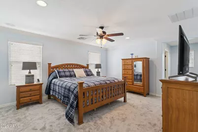 4654 E Tierra Buena Lane, Phoenix, AZ 85032 - Photo 17
