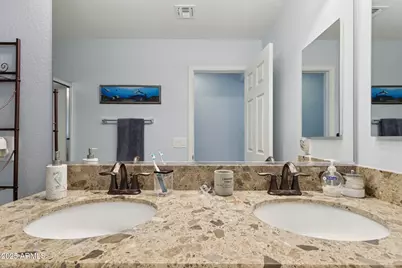 4654 E Tierra Buena Lane, Phoenix, AZ 85032 - Photo 27