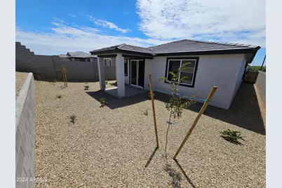 18267 W Daley Lane, Surprise, AZ 85387 - Photo 3