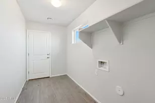 25318 S 193rd Ave, Buckeye, AZ 85326 - Photo 11