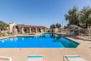 2020 W Union Hills Dr, Phoenix, AZ 85027 - Photo 33