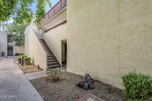 3828 N 32nd St, Phoenix, AZ 85018 - Photo 1