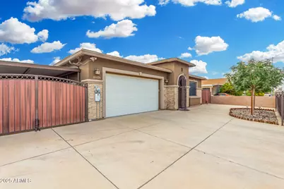 16026 N Desert Sage Street, Surprise, AZ 85378 - Photo 3