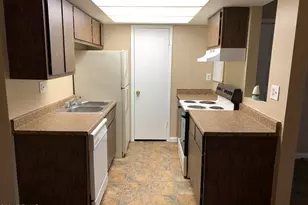 2217 E Cactus Rd, Phoenix, AZ 85022 - Photo 5