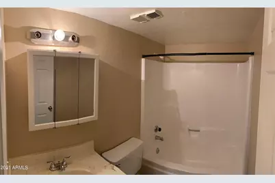 2217 E Cactus Road #Unit 4, Phoenix, AZ 85022 - Photo 11