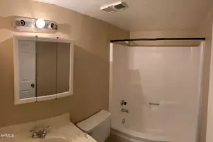 2217 E Cactus Rd, Phoenix, AZ 85022 - Photo 11