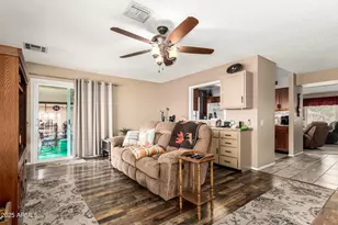 9517 W Indian Hills Dr, Sun City, AZ 85351 - Photo 9