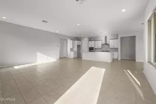 25271 N 171st Ln, Surprise, AZ 85387 - Photo 13