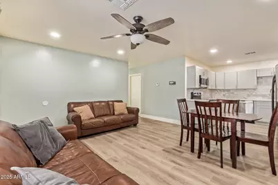 231 W Desert Drive, Phoenix, AZ 85041 - Photo 7