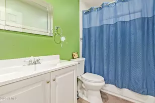 231 W Desert Dr, Phoenix, AZ 85041 - Photo 23