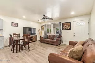 231 W Desert Dr, Phoenix, AZ 85041 - Photo 5