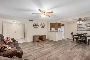 10549 E Elmhurst Dr, Sun Lakes, AZ 85248 - Photo 9