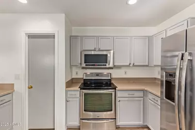 14476 N 158th Lane, Surprise, AZ 85379 - Photo 17