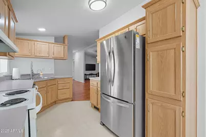 1866 S Indiana Drive, Casa Grande, AZ 85194 - Photo 13