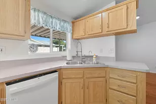 1866 S Indiana Dr, Casa Grande, AZ 85194 - Photo 15