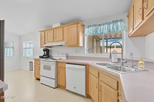 1866 S Indiana Dr, Casa Grande, AZ 85194 - Photo 13