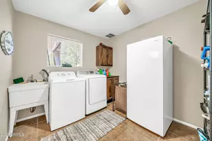 9653 W Purdue Ave, Peoria, AZ 85345 - Photo 25