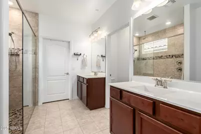 29507 N 113th Lane, Peoria, AZ 85383 - Photo 15