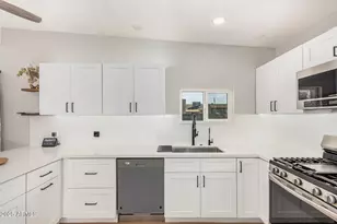 2253 E Bramble Ave, Mesa, AZ 85204 - Photo 9