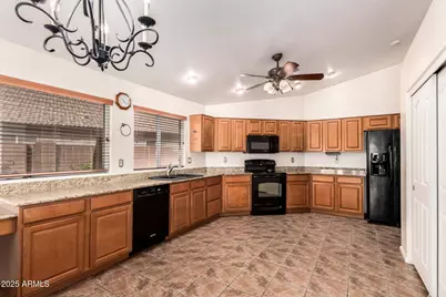 4209 W Wahalla Lane, Glendale, AZ 85308 - Photo 17