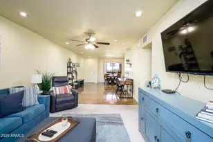 12212 N Paradise Vlg Pkwy S, Phoenix, AZ 85032 - Photo 9