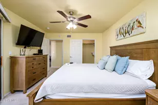 12212 N Paradise Vlg Pkwy S, Phoenix, AZ 85032 - Photo 11