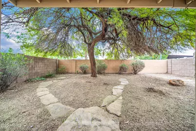 16561 N 157th Avenue, Surprise, AZ 85374 - Photo 25