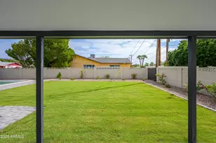 1337 N 70th St, Scottsdale, AZ 85257 - Photo 27