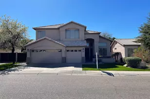 341 W Helena Dr, Phoenix, AZ 85023 - Photo 1