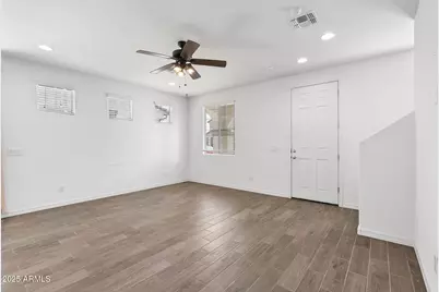 1334 W Sparrow Drive, San Tan Valley, AZ 85140 - Photo 5