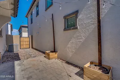 1334 W Sparrow Drive, San Tan Valley, AZ 85140 - Photo 31