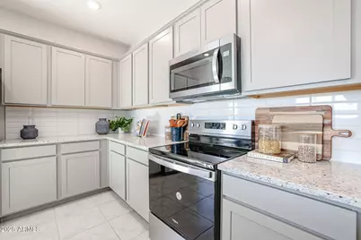 23024 W Potter Drive, Surprise, AZ 85387 - Photo 5