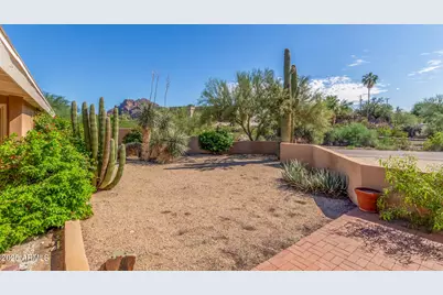 4002 E McDonald Drive, Paradise Valley, AZ 85253 - Photo 13