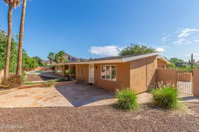 4002 E McDonald Drive, Paradise Valley, AZ 85253 - Photo 13