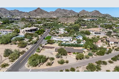 4002 E McDonald Drive, Paradise Valley, AZ 85253 - Photo 5