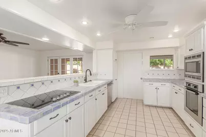 4002 E McDonald Drive, Paradise Valley, AZ 85253 - Photo 27