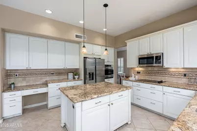 6639 E Gelding Drive, Scottsdale, AZ 85254 - Photo 17