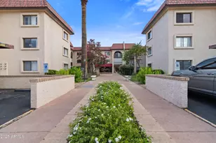 3033 E Devonshire Ave, Phoenix, AZ 85016 - Photo 41