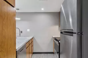 3033 E Devonshire Ave, Phoenix, AZ 85016 - Photo 5