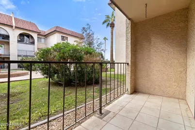 3033 E Devonshire Avenue #1016, Phoenix, AZ 85016 - Photo 15