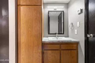 3033 E Devonshire Ave, Phoenix, AZ 85016 - Photo 21