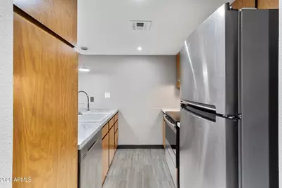 3033 E Devonshire Avenue #1016, Phoenix, AZ 85016 - Photo 7