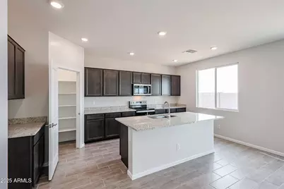 23043 W Potter Drive, Surprise, AZ 85387 - Photo 9