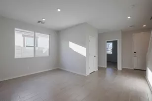 23043 W Potter Dr, Surprise, AZ 85387 - Photo 3