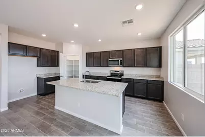 23043 W Potter Drive, Surprise, AZ 85387 - Photo 5