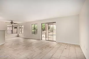 21078 N 74th Ln, Glendale, AZ 85308 - Photo 9