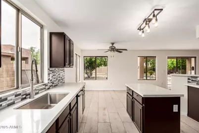 21078 N 74th Lane, Glendale, AZ 85308 - Photo 15