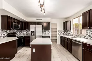21078 N 74th Ln, Glendale, AZ 85308 - Photo 5