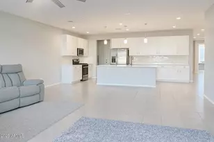 913 S 107th Dr, Avondale, AZ 85323 - Photo 7