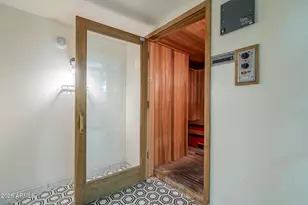 114 W Adams St, Phoenix, AZ 85003 - Photo 59